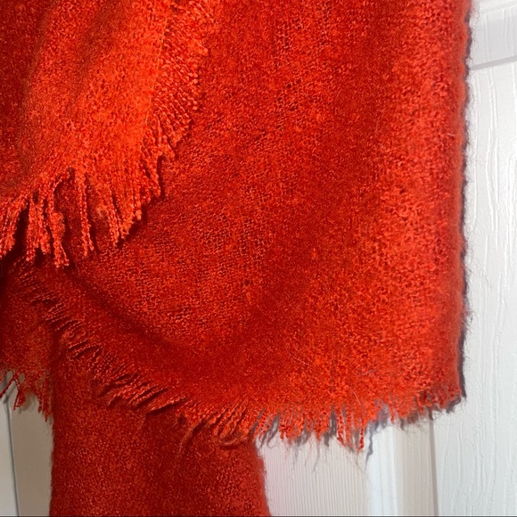 Anthropologie Boucle Fringed Scarf NWT - Picture 7 of 7